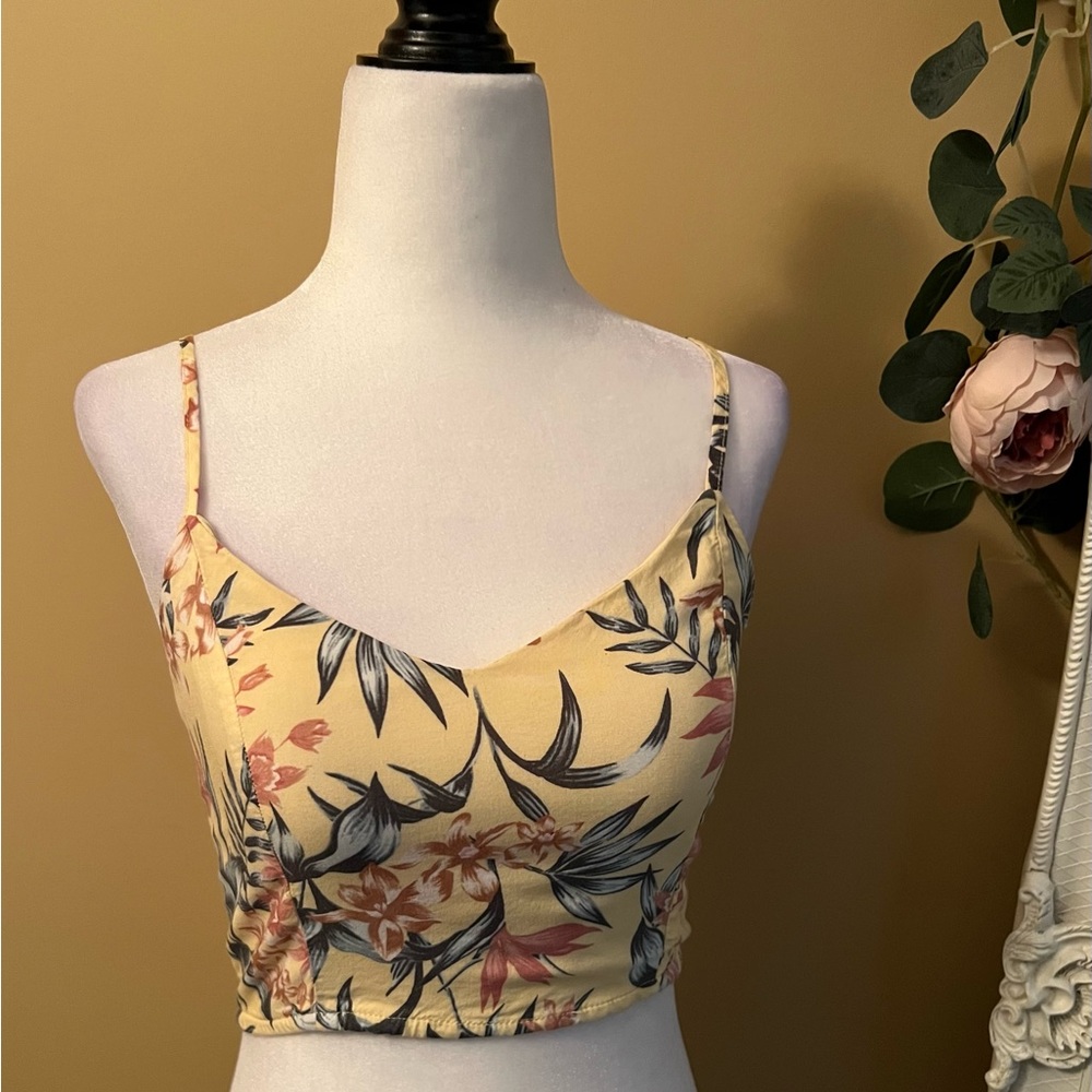 DIVIDED H&M Camisole Crop Top